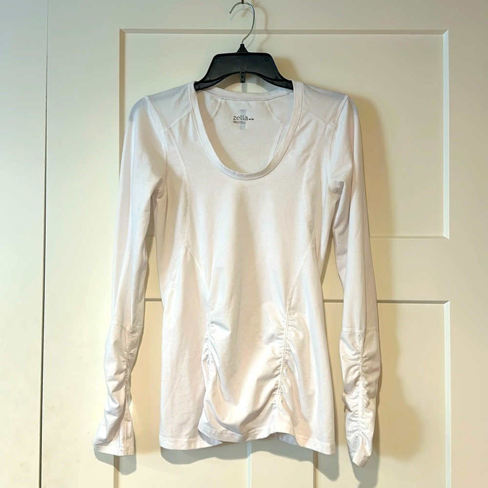 White Zella women top; size M